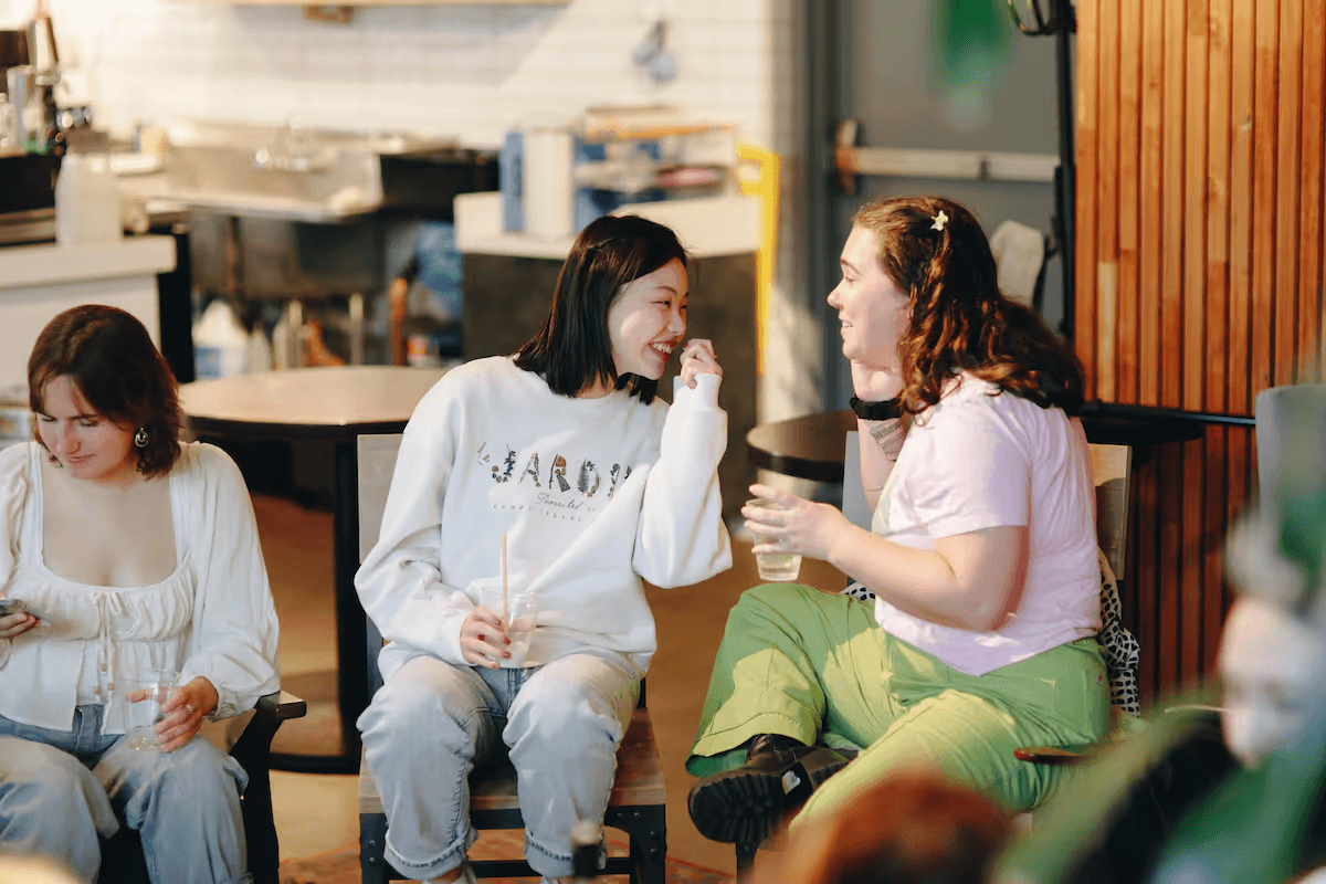 RealRoots guides connecting women at a group experience